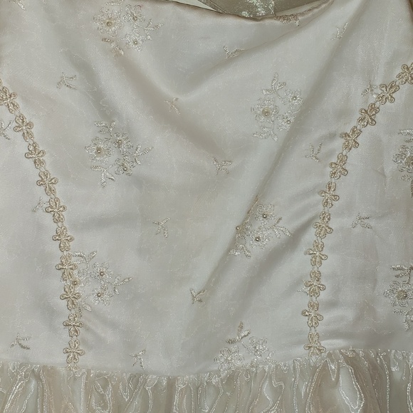 White holy communion dress - Picture 2 of 5